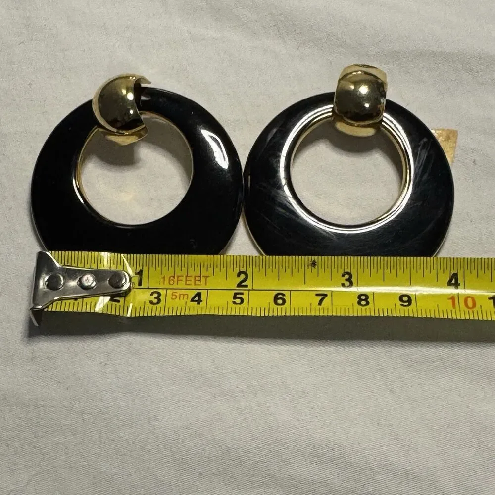 Vintage Avon Door knocker Style Clip-On Earrings Black Gold Tone Metal 1980's
